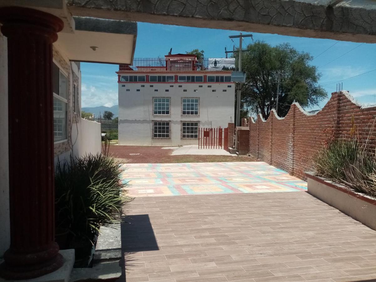 Hotel Cipreses Ixmiquilpan Exterior photo