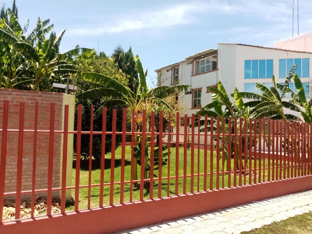 Hotel Cipreses Ixmiquilpan Exterior photo